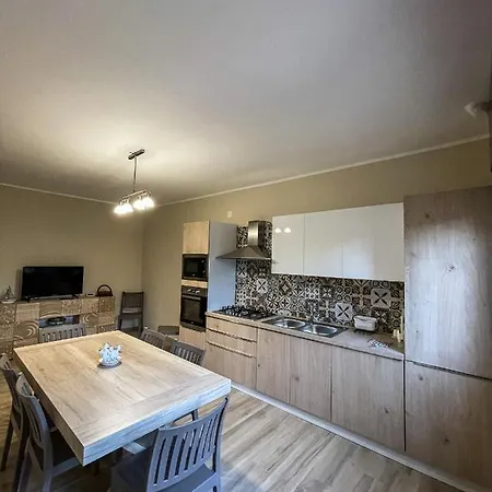 A 2 Passi Dal Mare *